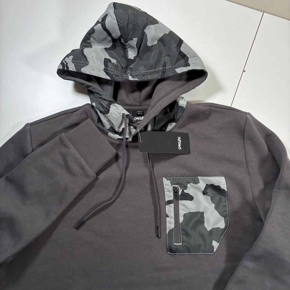 NEW Oakley Road Trip RC PO Hoodie Small Grey Camo Forged Iron Performance